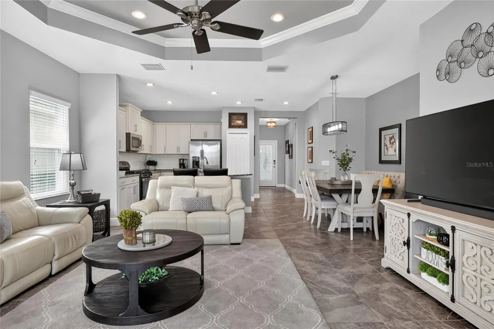 13529 CIRCA CROSSING DRIVE Lithia, FL 33547