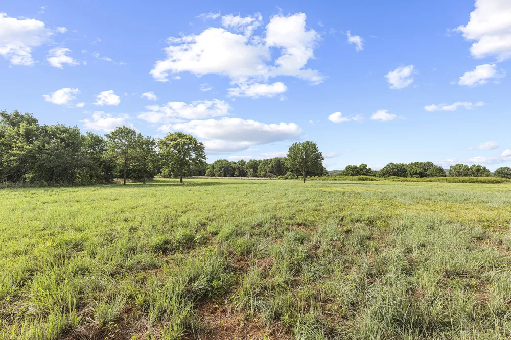 10371 State Hwy 148 Jacksboro, TX 76458