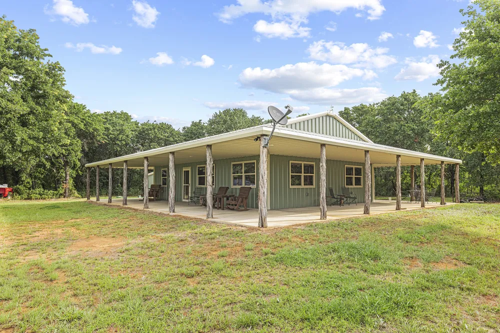 10371 State Hwy 148 Jacksboro, TX 76458