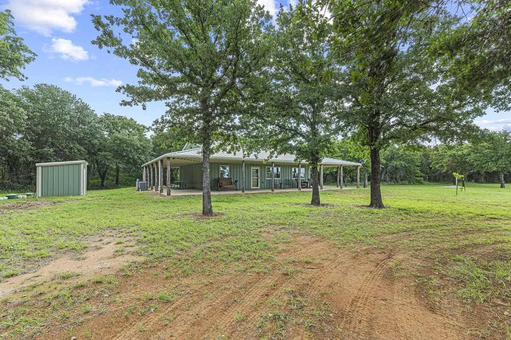 10371 State Hwy 148 Jacksboro, TX 76458