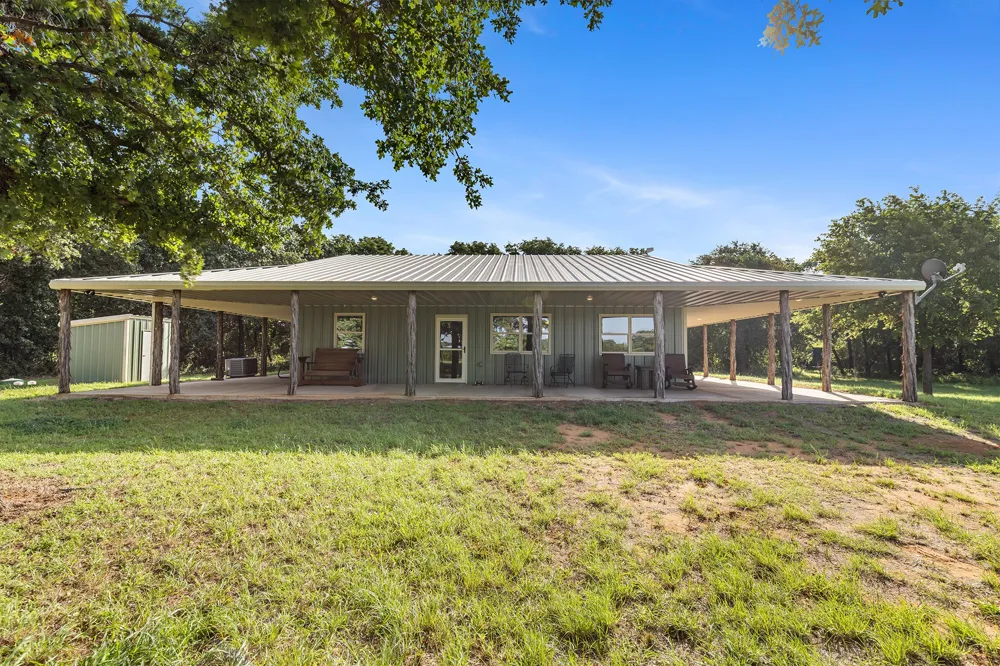 10371 State Hwy 148 Jacksboro, TX 76458