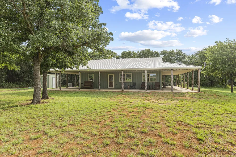 10371 State Hwy 148 Jacksboro, TX 76458