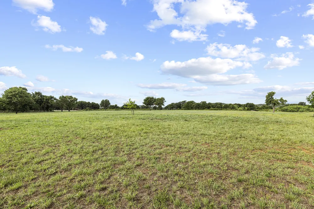10371 State Hwy 148 Jacksboro, TX 76458