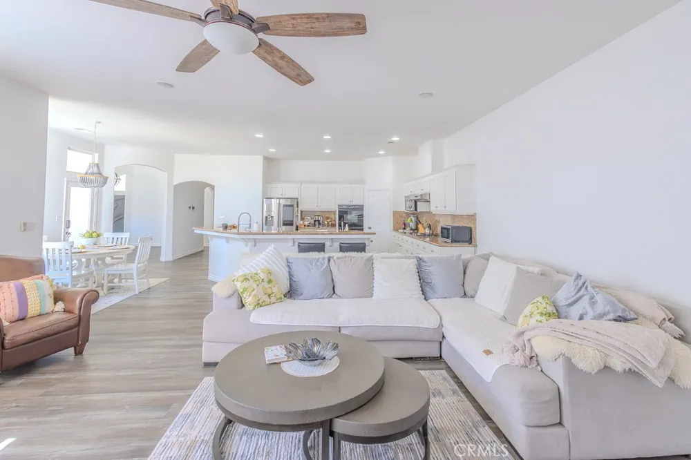 14146 Searspoint Bakersfield, CA 93314