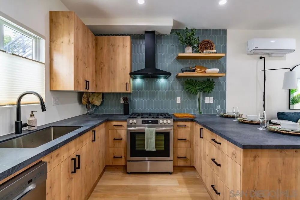 725 Pennsylvania Ave #727-1 San Diego, CA 92103