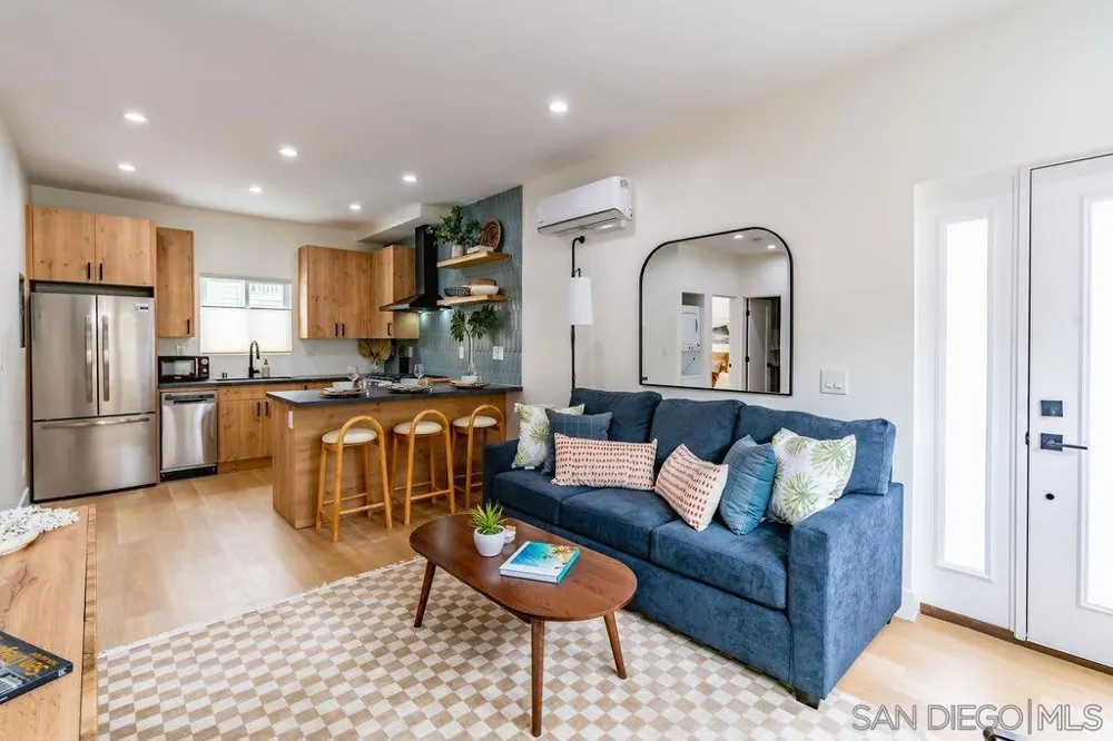 725 Pennsylvania Ave #727-1 San Diego, CA 92103