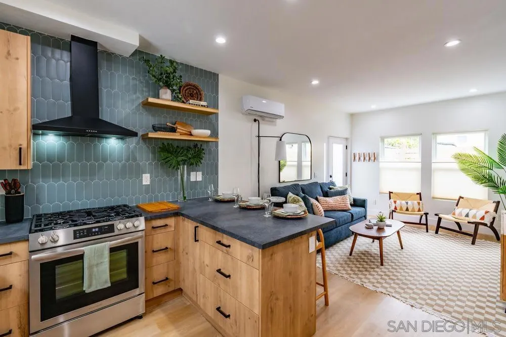 725 Pennsylvania Ave #727-1 San Diego, CA 92103