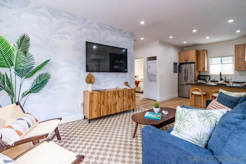725 Pennsylvania Ave #727-1 San Diego, CA 92103