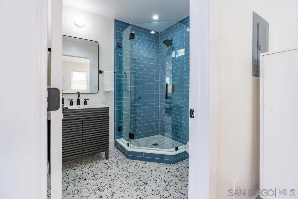 725 Pennsylvania Ave #731 San Diego, CA 92103