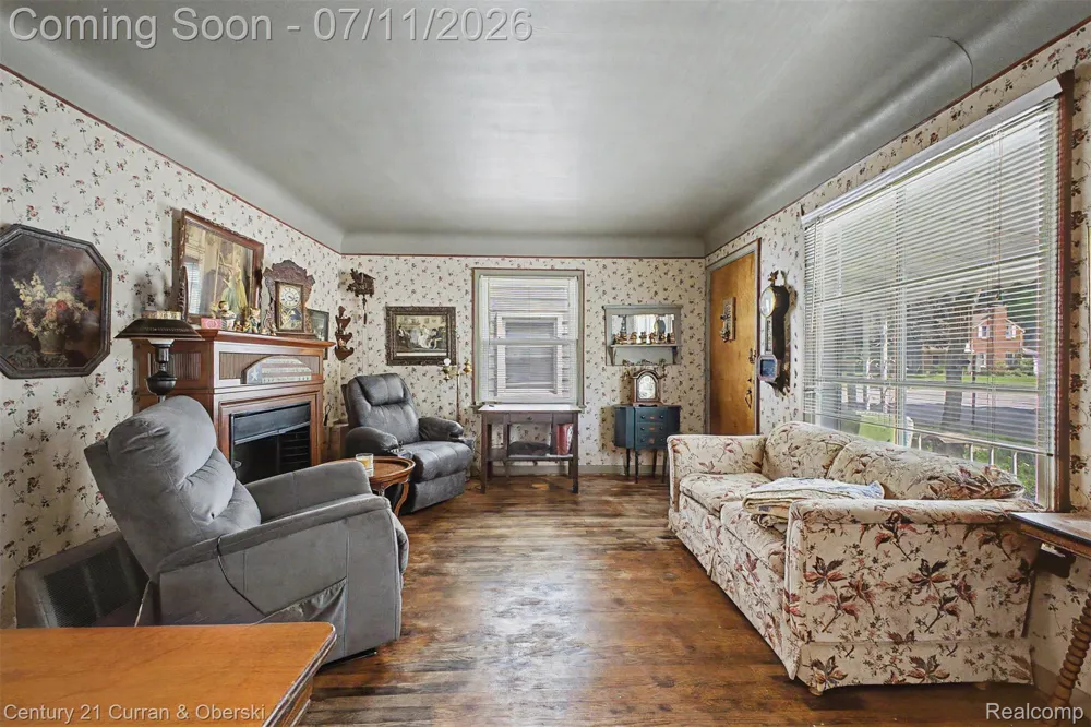 15979 Norborne Redford Charter Township, MI 48239