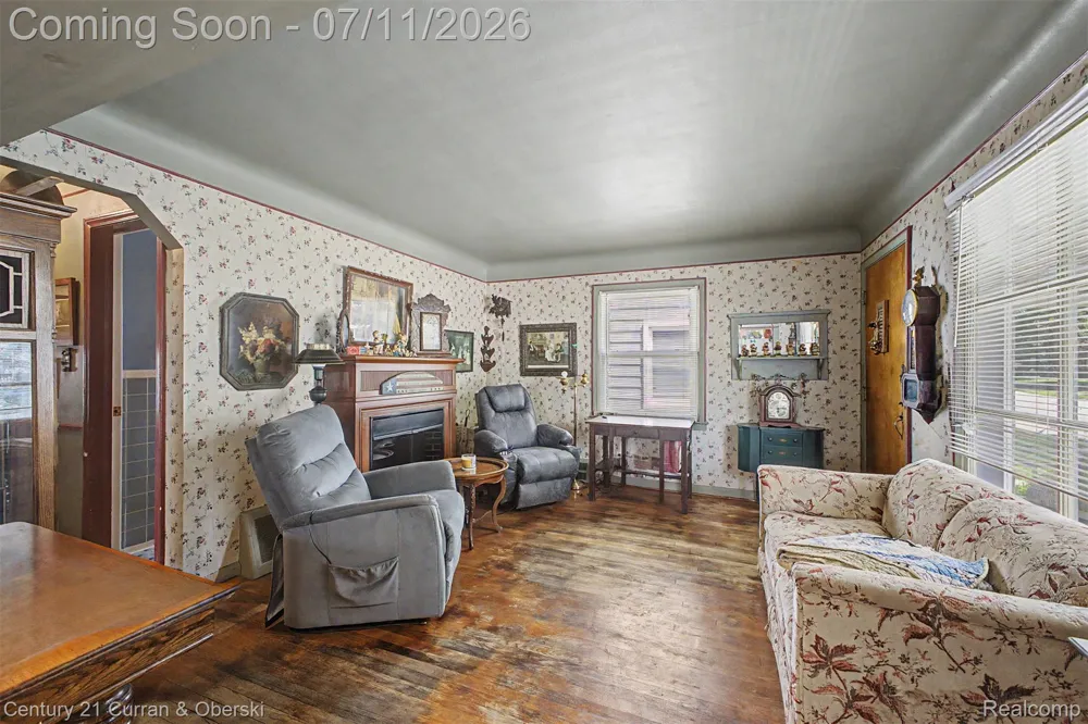 15979 Norborne Redford Charter Township, MI 48239
