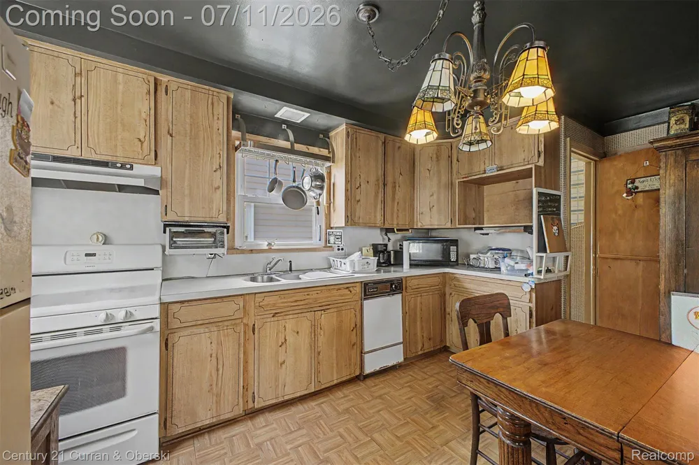15979 Norborne Redford Charter Township, MI 48239