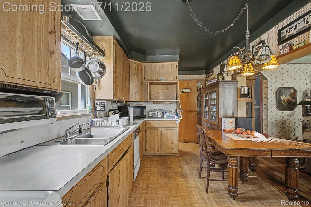 15979 Norborne Redford Charter Township, MI 48239