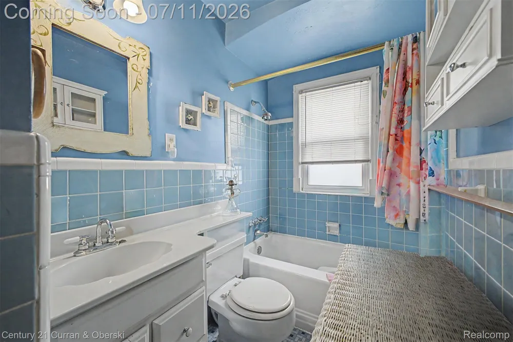 15979 Norborne Redford Charter Township, MI 48239