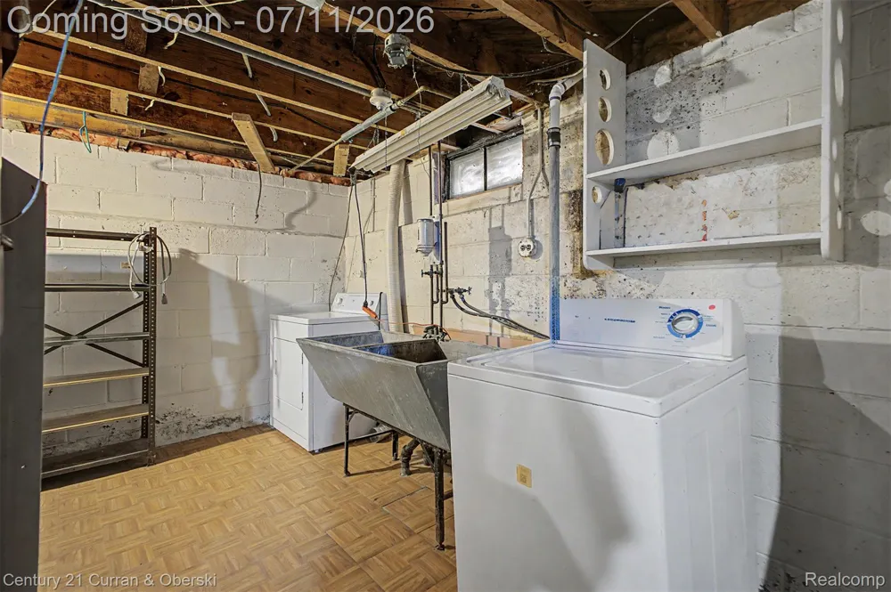 15979 Norborne Redford Charter Township, MI 48239