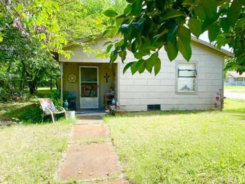 312 E Elm Street