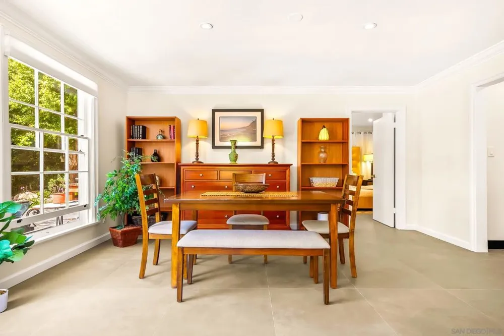 1380 Park #1/2 La Jolla, CA 92037