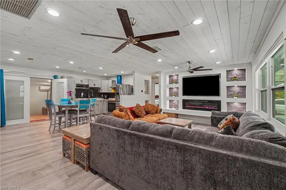 3728 Gasparilla Street St. James City, FL 33956