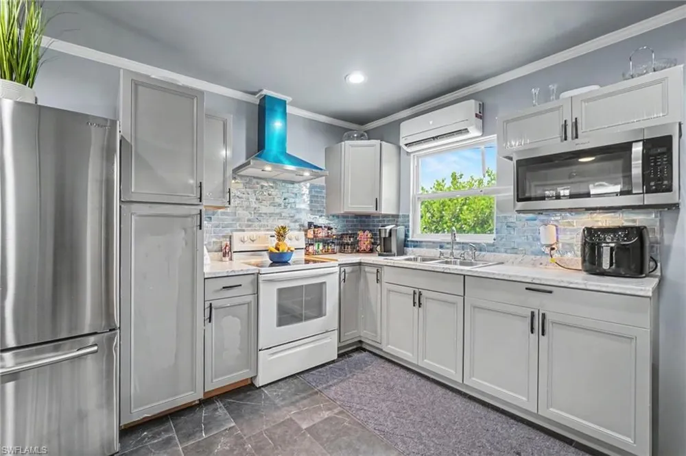3728 Gasparilla Street St. James City, FL 33956