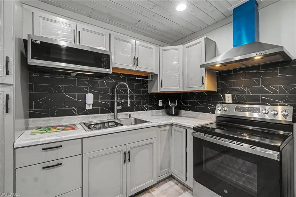 3728 Gasparilla Street St. James City, FL 33956