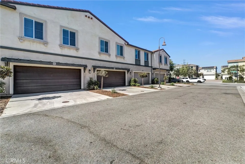 3662 E Moonlight #82 Ontario, CA 91761