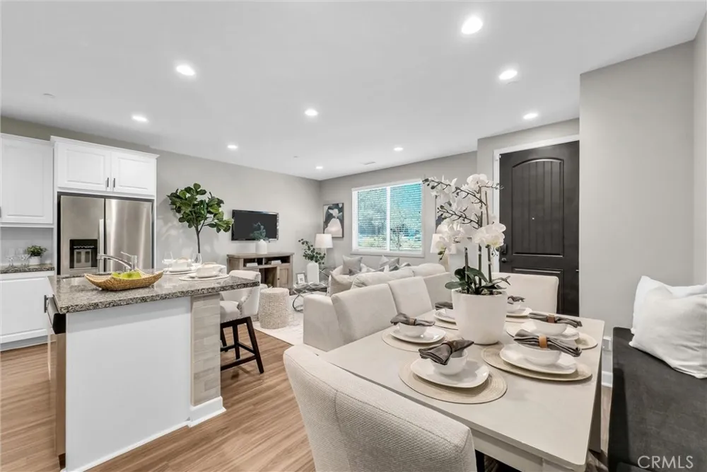 3662 E Moonlight #82 Ontario, CA 91761