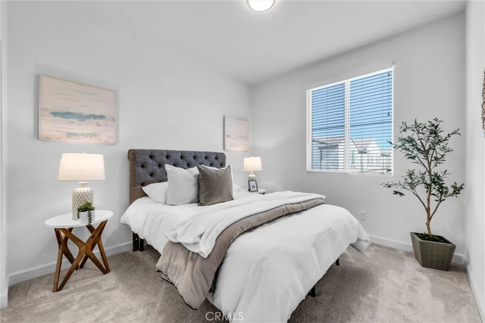 3662 E Moonlight #82 Ontario, CA 91761