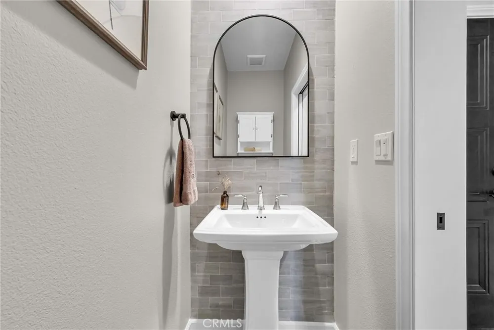 3662 E Moonlight #82 Ontario, CA 91761