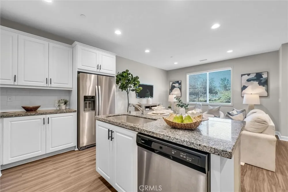 3662 E Moonlight #82 Ontario, CA 91761
