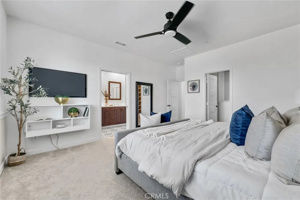 3662 E Moonlight #82 Ontario, CA 91761