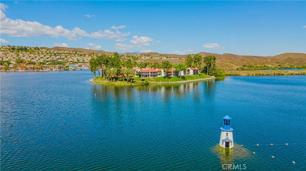 30904 Long Point Drive Canyon Lake, CA 92587