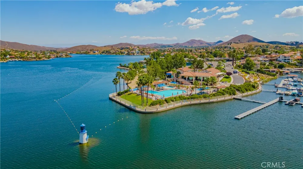 30904 Long Point Drive Canyon Lake, CA 92587