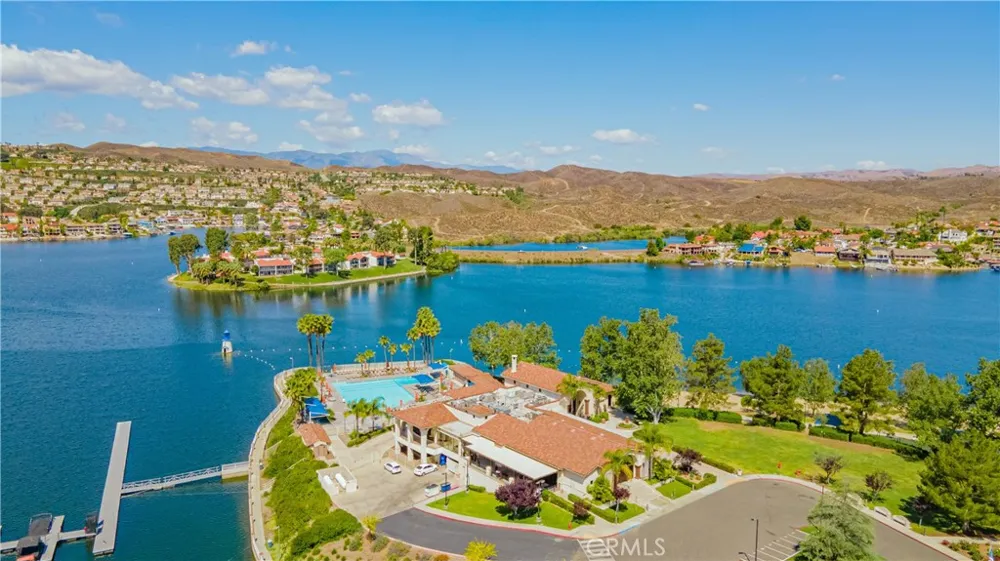 30904 Long Point Drive Canyon Lake, CA 92587