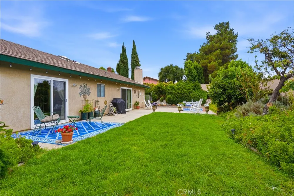 30904 Long Point Drive Canyon Lake, CA 92587