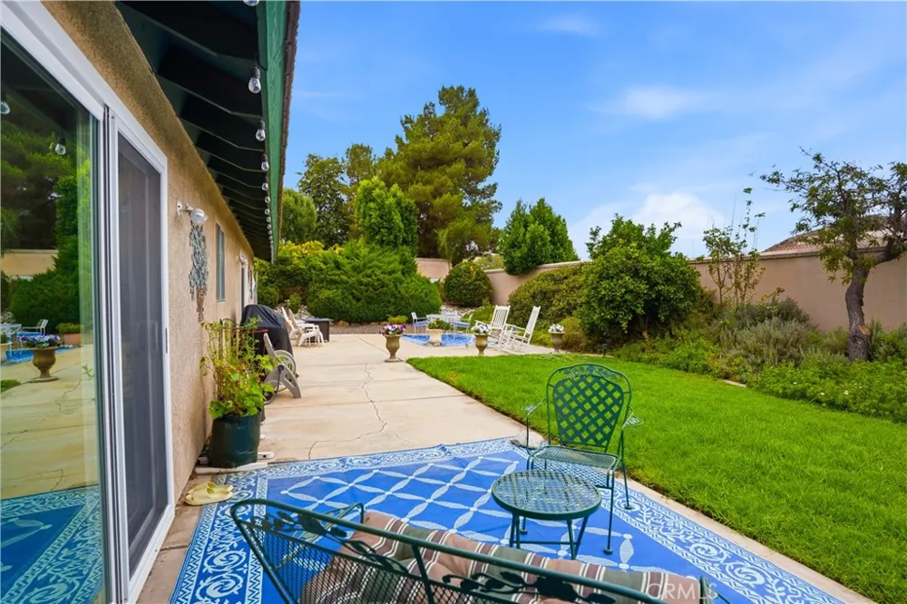 30904 Long Point Drive Canyon Lake, CA 92587