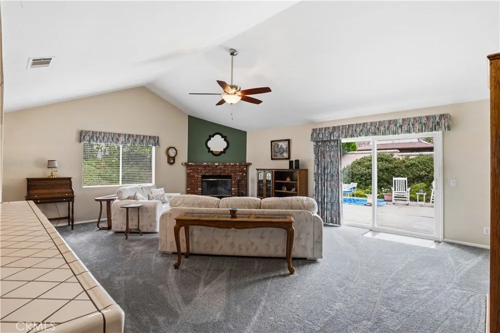 30904 Long Point Drive Canyon Lake, CA 92587