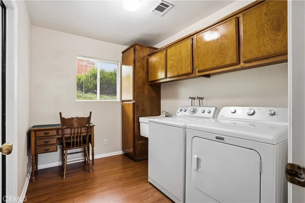 30904 Long Point Drive Canyon Lake, CA 92587