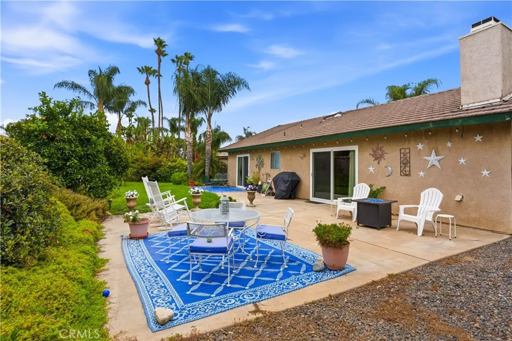 30904 Long Point Drive Canyon Lake, CA 92587