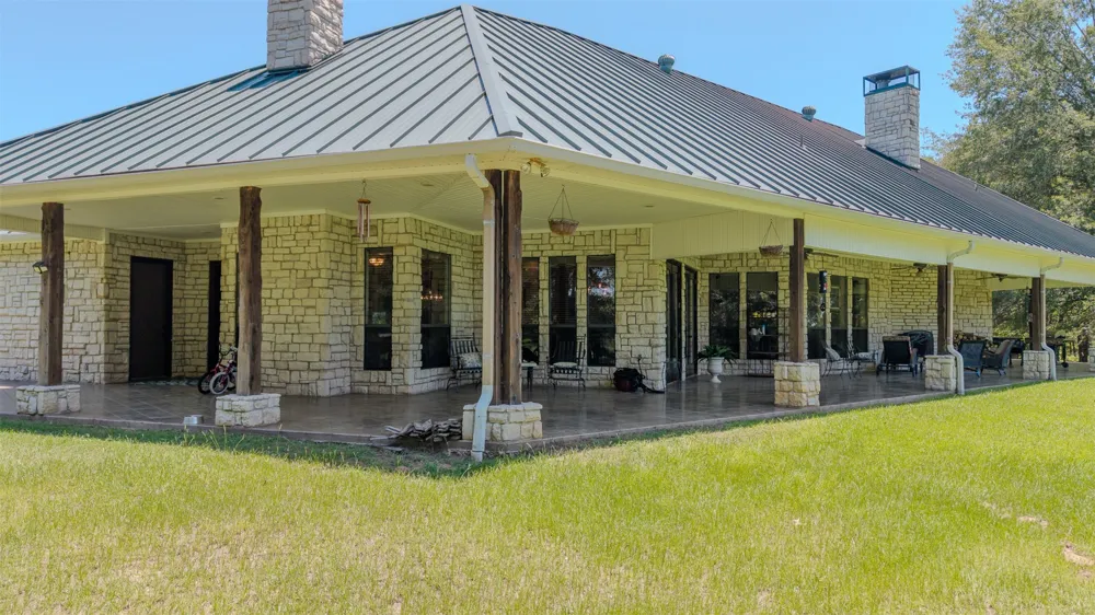 263 County Road 1602 Linden, TX 75562
