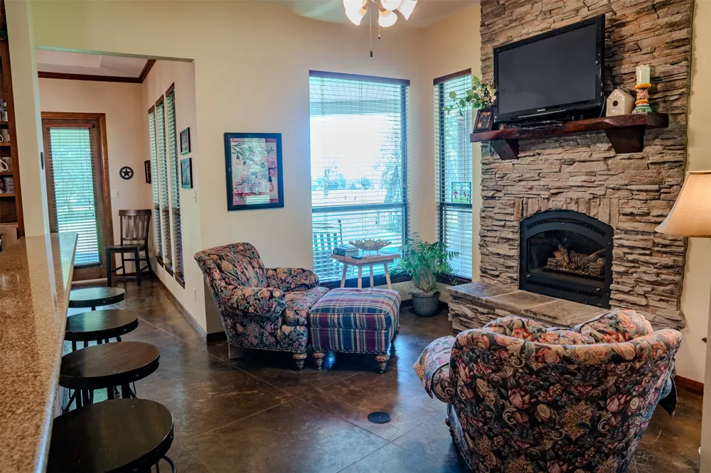 263 County Road 1602 Linden, TX 75562