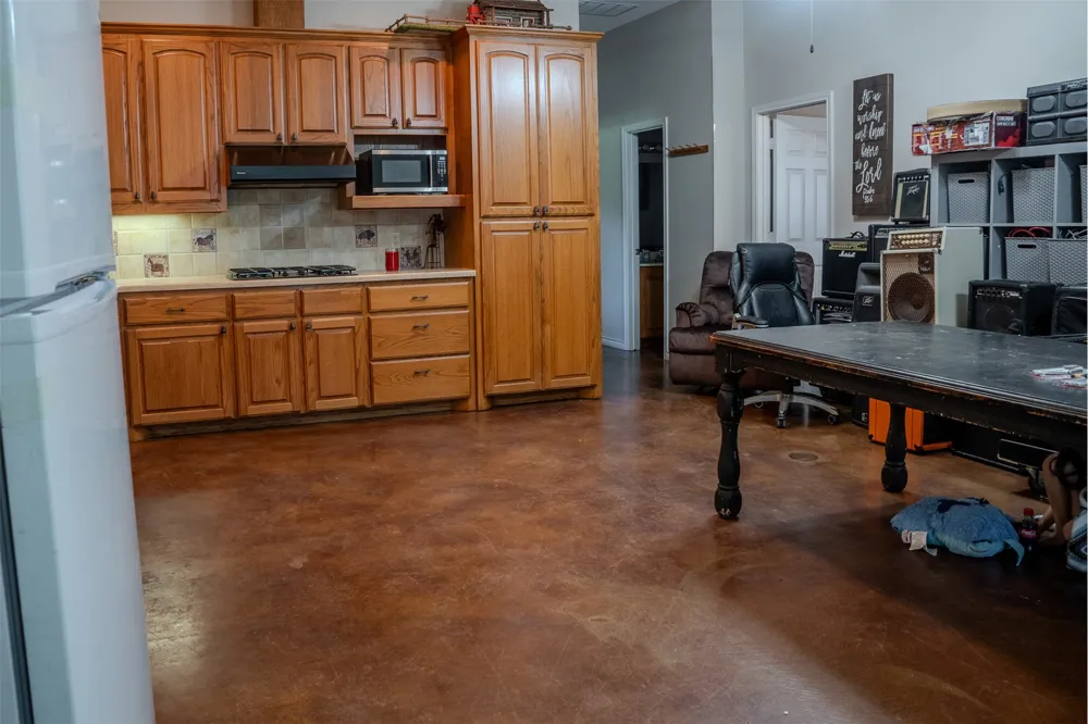 263 County Road 1602 Linden, TX 75562