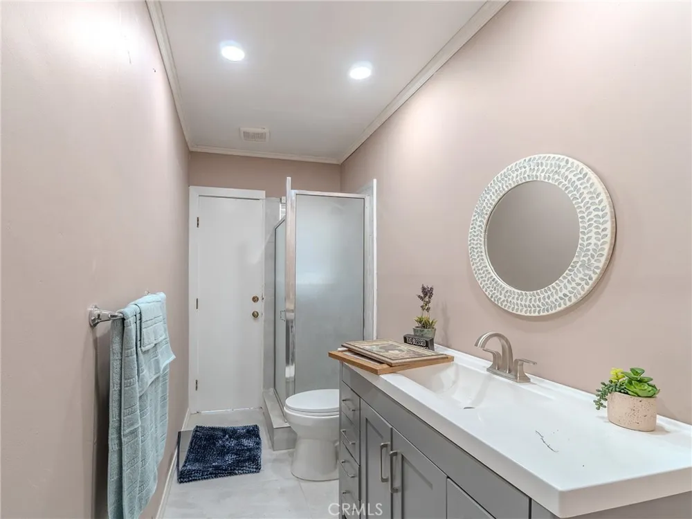 10410 Live Oak Cherry Valley, CA 92223