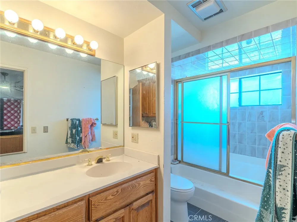 10410 Live Oak Cherry Valley, CA 92223