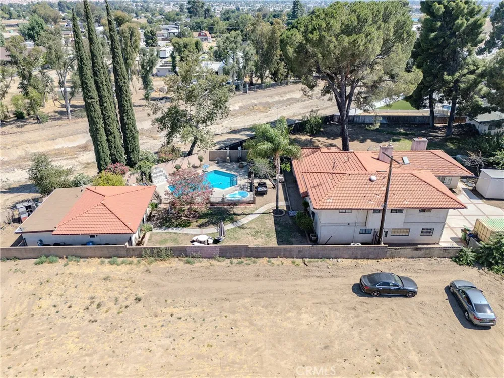 10410 Live Oak Cherry Valley, CA 92223
