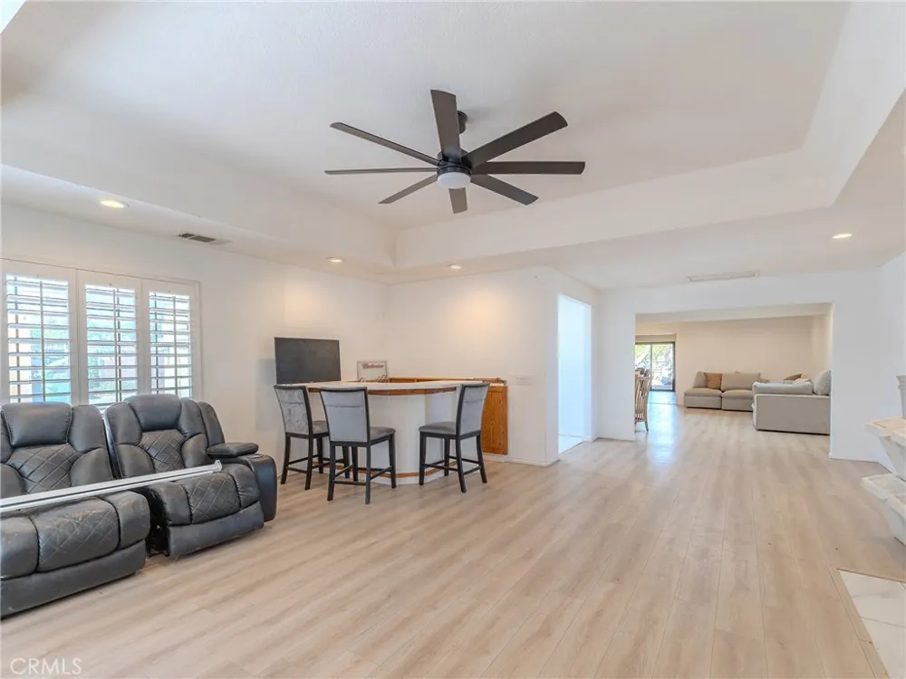 10410 Live Oak Cherry Valley, CA 92223