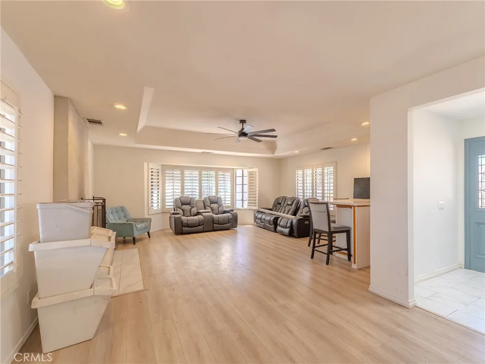10410 Live Oak Cherry Valley, CA 92223