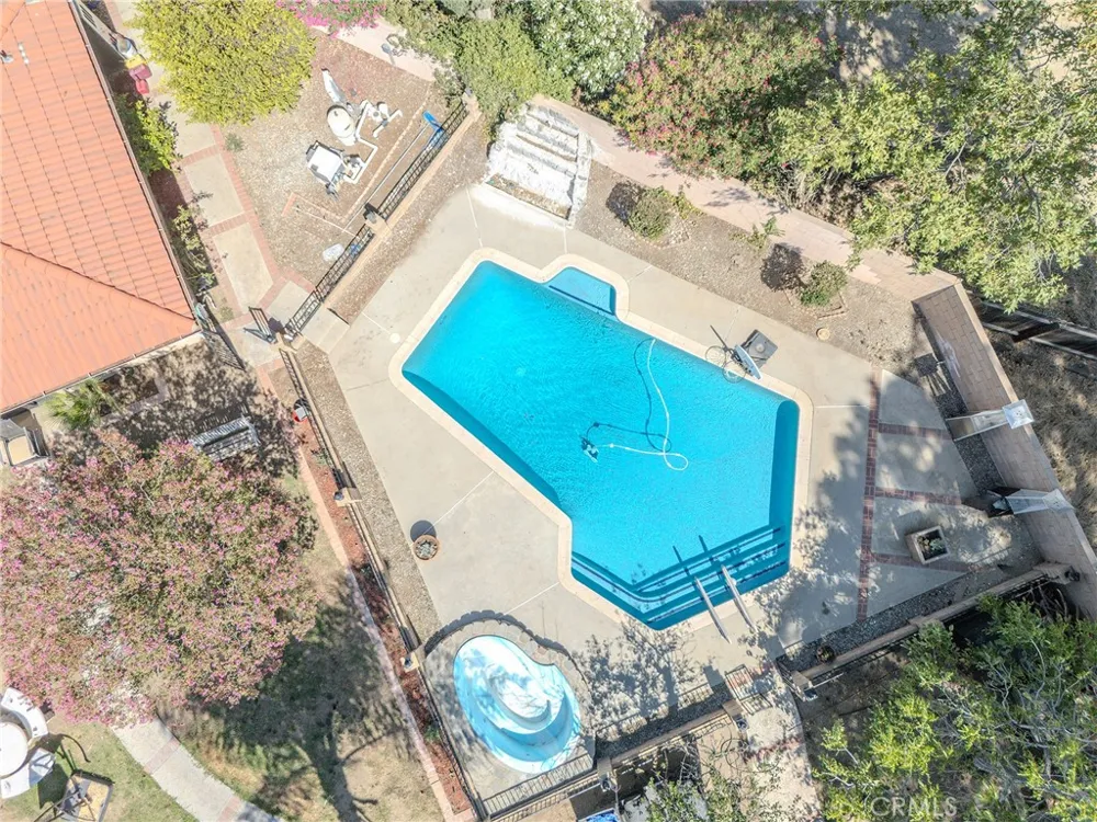 10410 Live Oak Cherry Valley, CA 92223