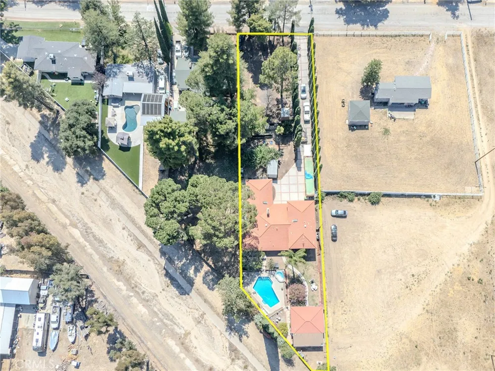 10410 Live Oak Cherry Valley, CA 92223