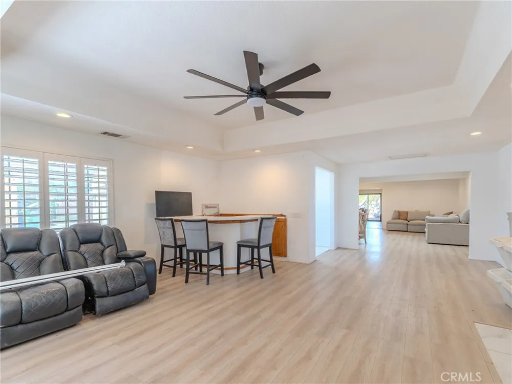 10410 Live Oak Cherry Valley, CA 92223