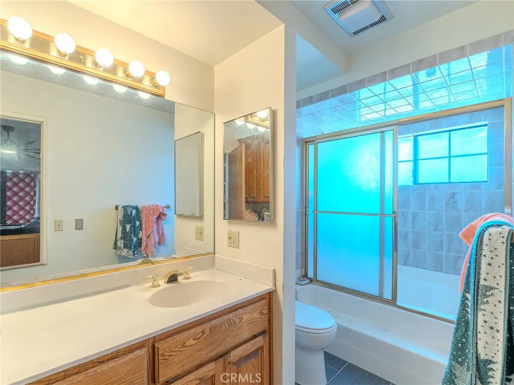 10410 Live Oak Cherry Valley, CA 92223